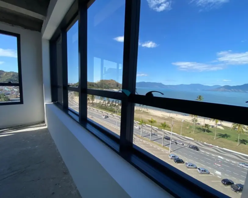 Foto 7 de Sala Comercial para alugar, 42m2 em Centro, Caraguatatuba - SP