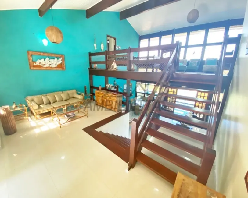 Foto 8 de Sobrado com 6 quartos à venda, 380m2 em Ubatuba - SP
