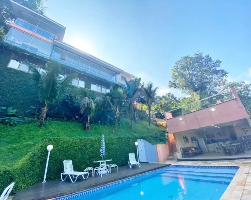 Foto 2 de Sobrado com 6 quartos à venda, 380m2 em Ubatuba - SP
