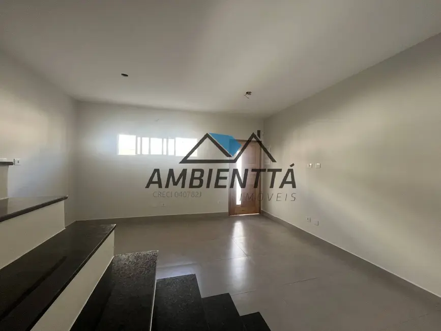 Foto 3 de Sobrado com 3 quartos à venda, 154m2 em Balneário Gardem Mar, Caraguatatuba - SP