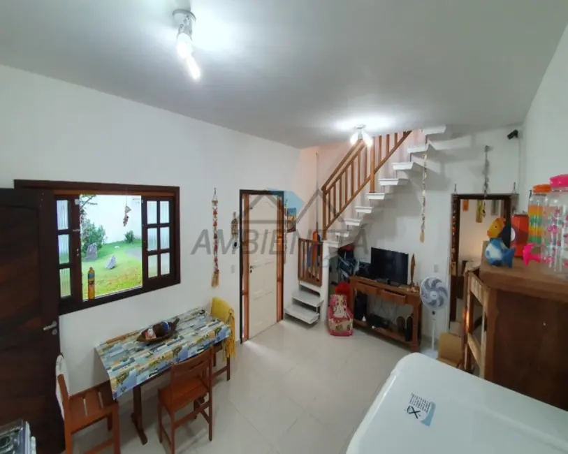 Foto 5 de Sobrado com 3 quartos à venda, 400m2 em Massaguaçu, Caraguatatuba - SP