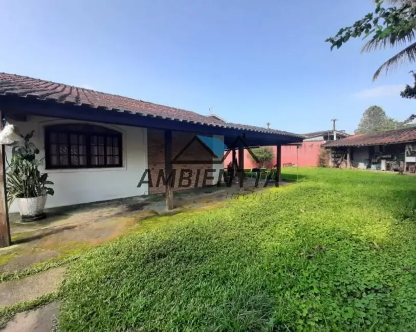 Foto 2 de Casa com 3 quartos à venda, 495m2 em Caraguatatuba - SP