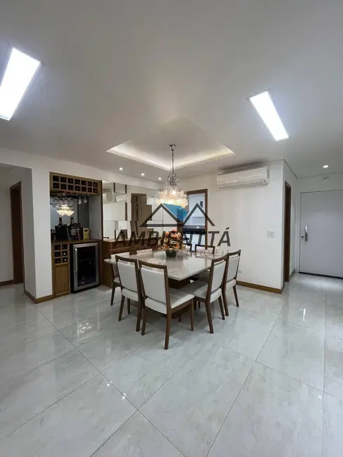Foto 2 de Apartamento com 3 quartos à venda, 144m2 em Jardim do Sol, Caraguatatuba - SP