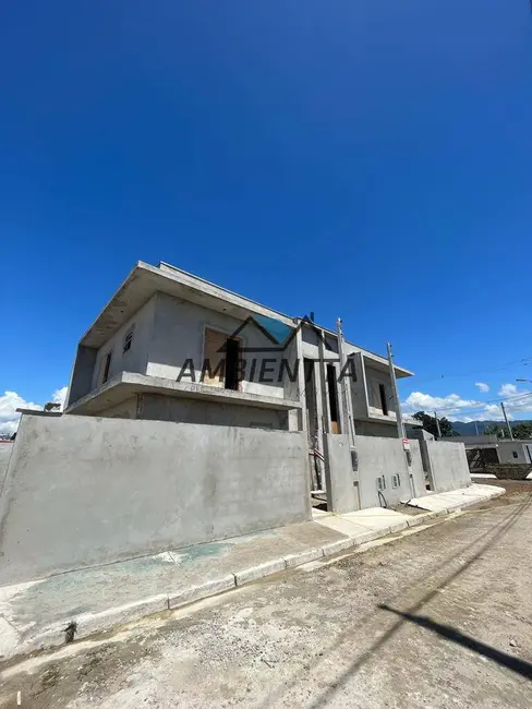 Foto 2 de Sobrado com 2 quartos à venda, 104m2 em Balneário dos Golfinhos, Caraguatatuba - SP