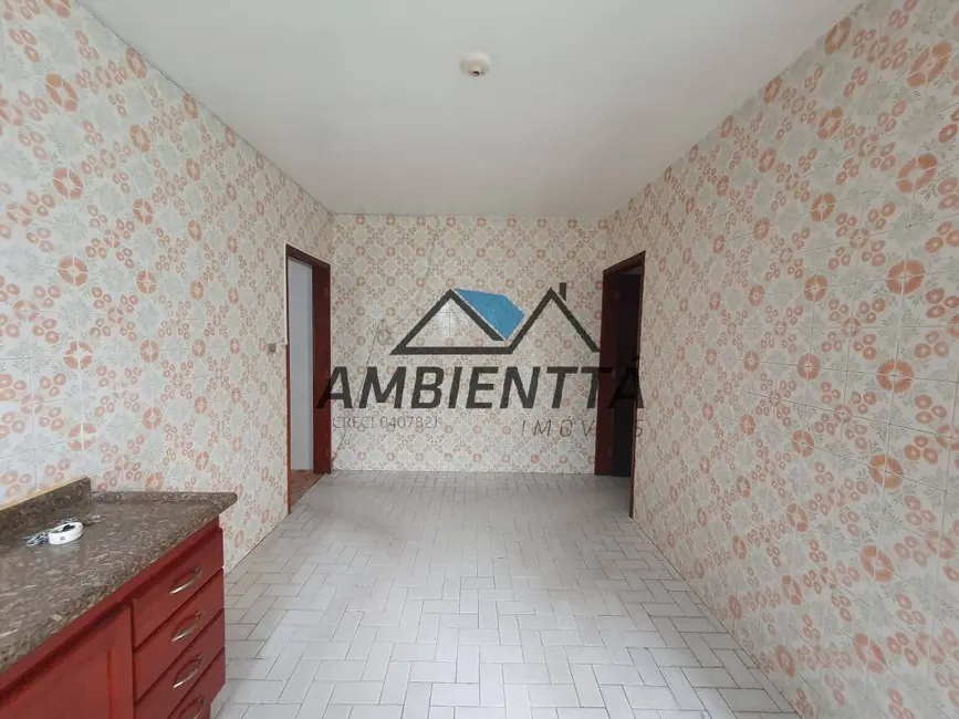 Foto 9 de Casa com 2 quartos à venda, 139m2 em Centro, Caraguatatuba - SP