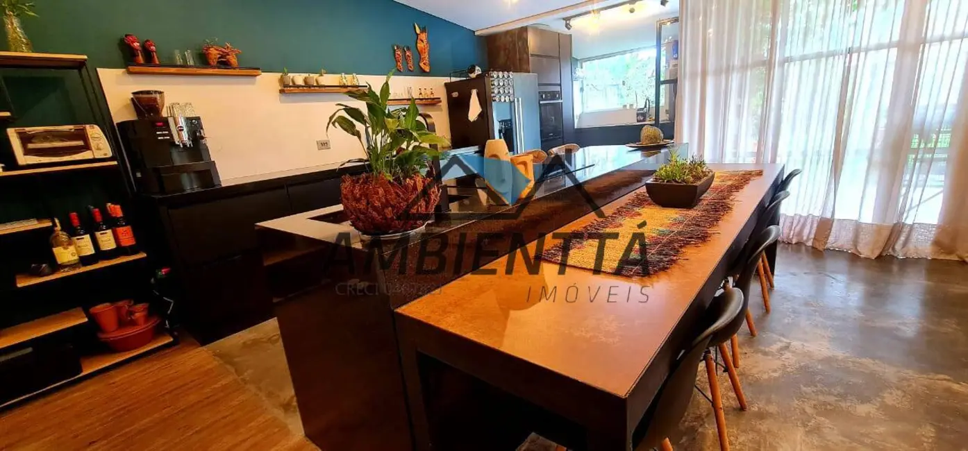 Casa com 3 quartos à venda, 200m2 em Rio do Ouro, Caraguatatuba - SP - imagem 1 Foto 1 de Casa com 3 quartos à venda, 200m2 em Rio do Ouro, Caraguatatuba - SP