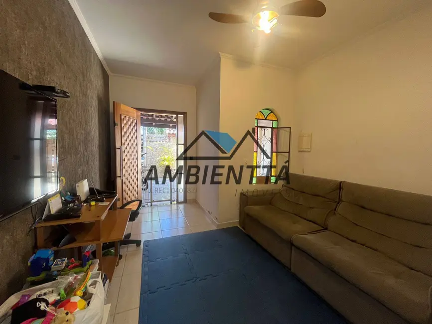 Foto 3 de Casa com 2 quartos à venda, 60m2 em Jardim Jaqueira, Caraguatatuba - SP