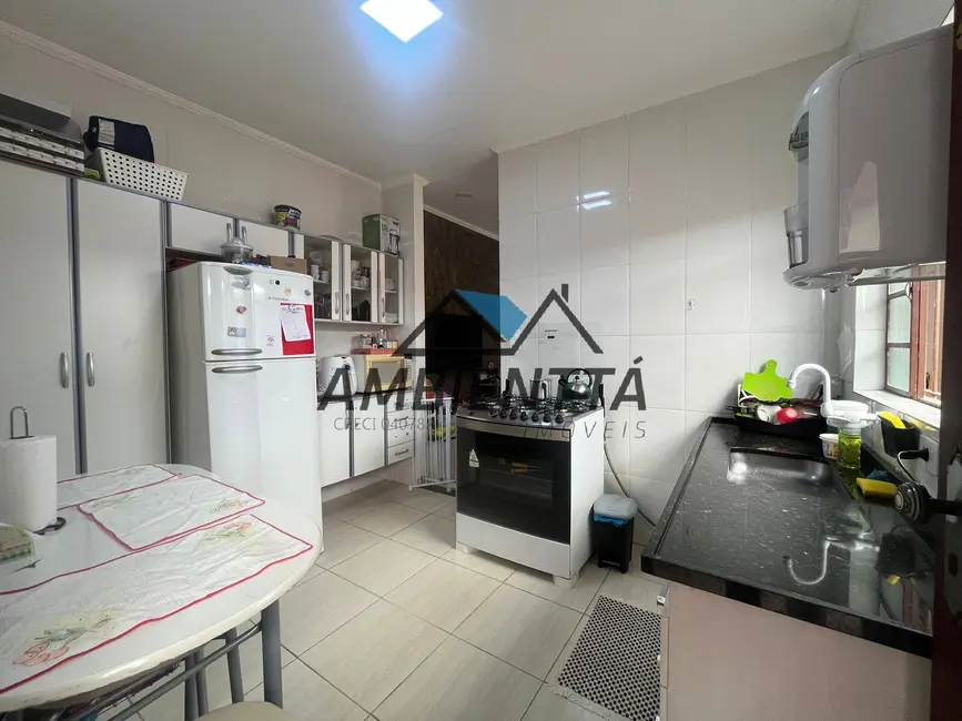 Foto 6 de Casa com 2 quartos à venda, 60m2 em Jardim Jaqueira, Caraguatatuba - SP