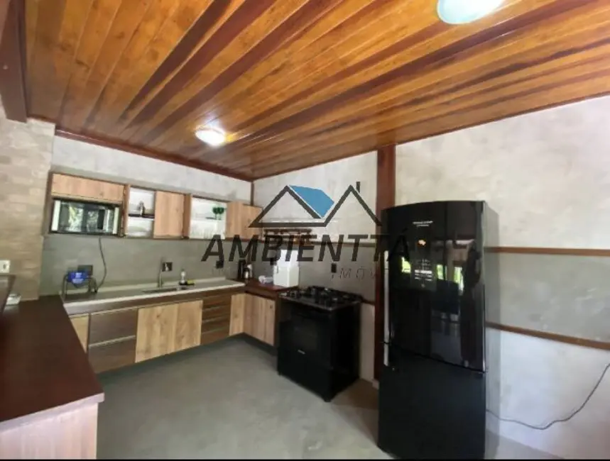 Foto 9 de Casa com 5 quartos à venda, 501m2 em Ubatuba - SP