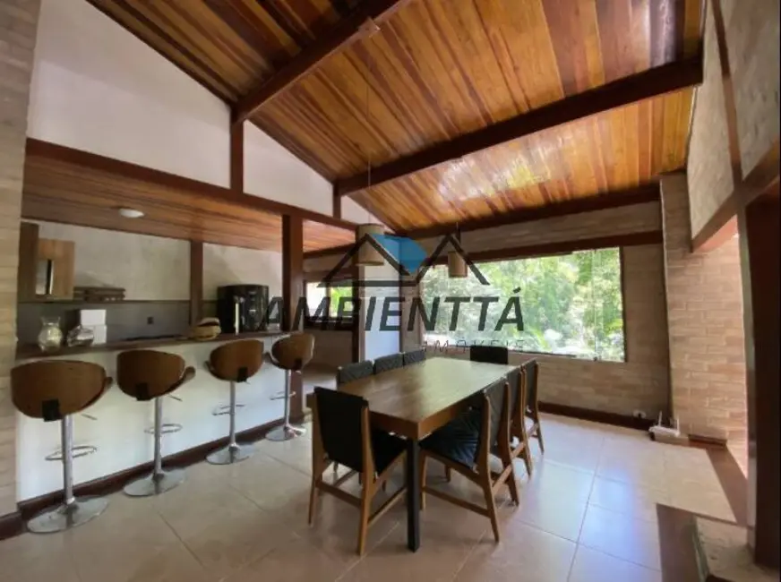 Foto 7 de Casa com 5 quartos à venda, 501m2 em Ubatuba - SP