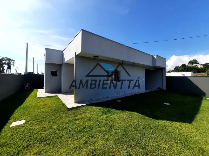 Casa com 3 quartos à venda, 225m2 em Caraguatatuba - SP - imagem 3 Foto 3 de Casa com 3 quartos à venda, 225m2 em Caraguatatuba - SP