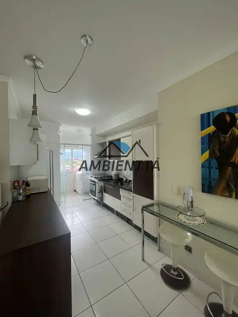 Apartamento com 3 quartos para alugar, 110m2 em Indaiá, Caraguatatuba - SP - imagem 4 Foto 4 de Apartamento com 3 quartos para alugar, 110m2 em Indaiá, Caraguatatuba - SP