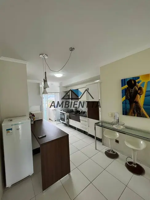 Apartamento com 3 quartos para alugar, 110m2 em Indaiá, Caraguatatuba - SP - imagem 6 Foto 6 de Apartamento com 3 quartos para alugar, 110m2 em Indaiá, Caraguatatuba - SP
