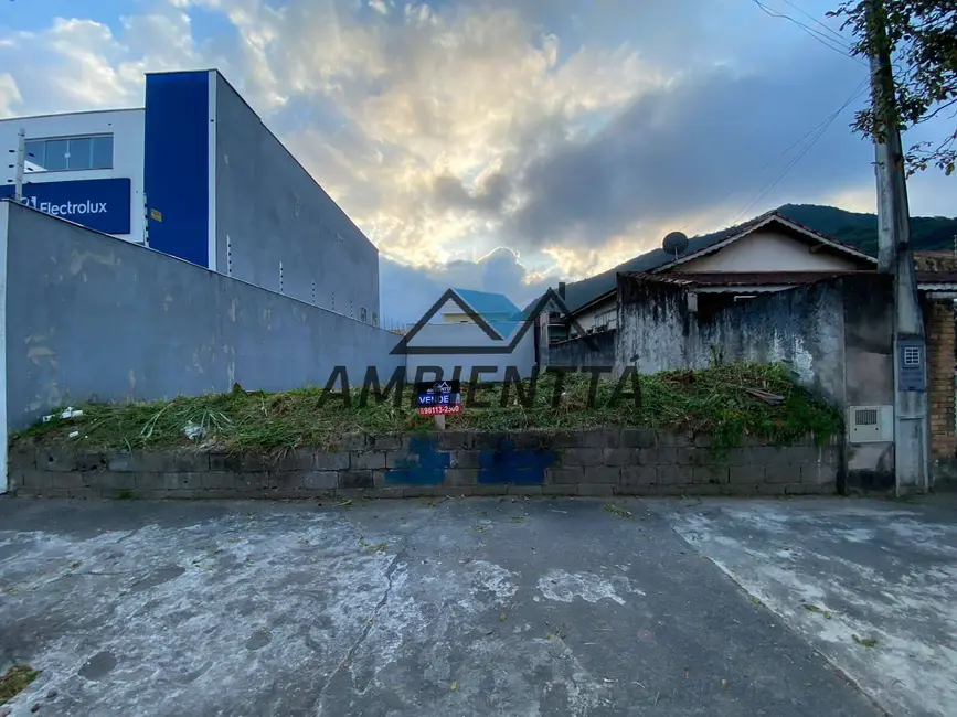 Foto 4 de Terreno / Lote à venda, 250m2 em Ipiranga, Caraguatatuba - SP