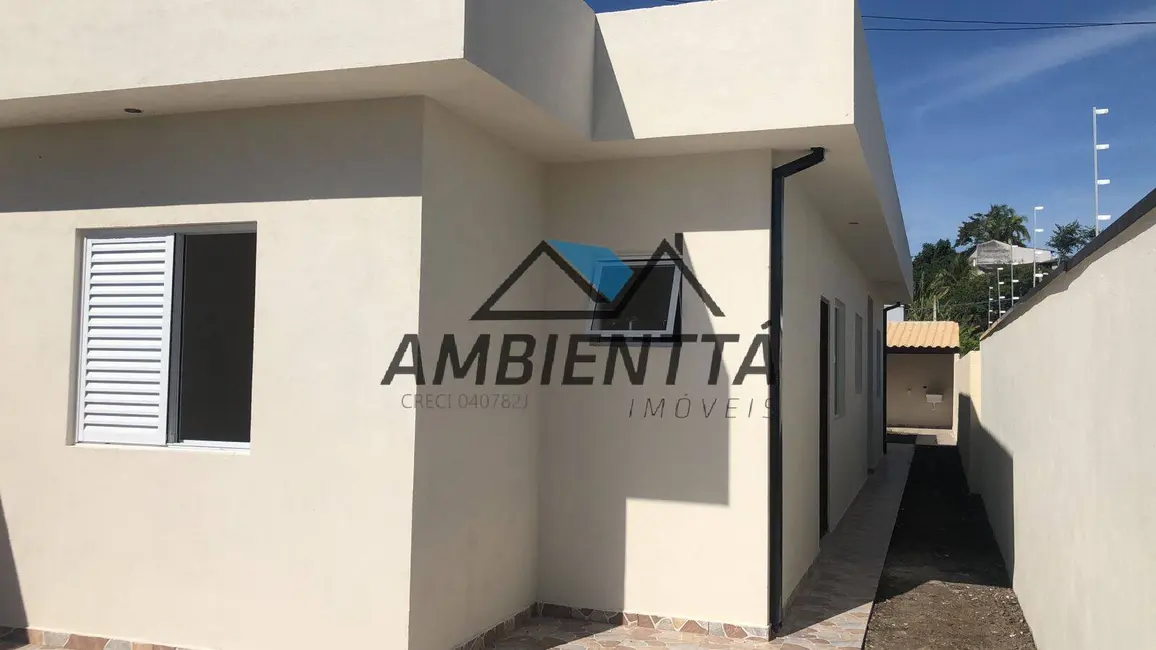 Foto 2 de Casa com 2 quartos à venda, 90m2 em Caraguatatuba - SP