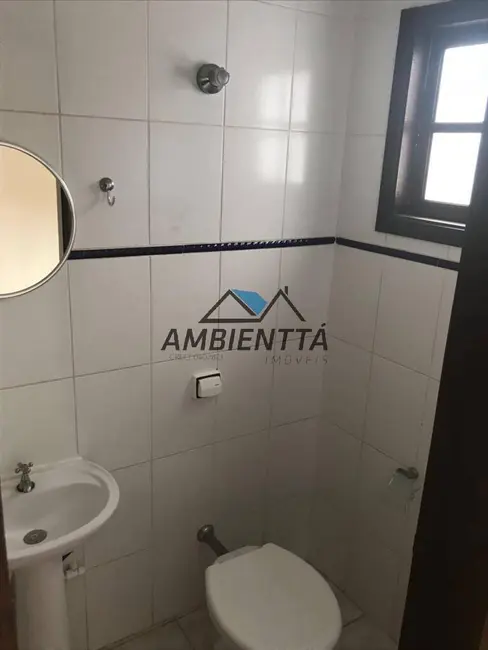 Foto 10 de Casa para alugar em Loteamento Balneário Camburi, Caraguatatuba - SP