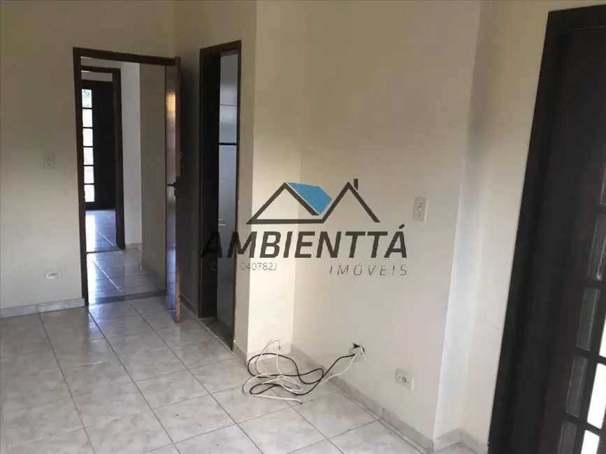 Foto 10 de Casa para alugar em Loteamento Balneário Camburi, Caraguatatuba - SP