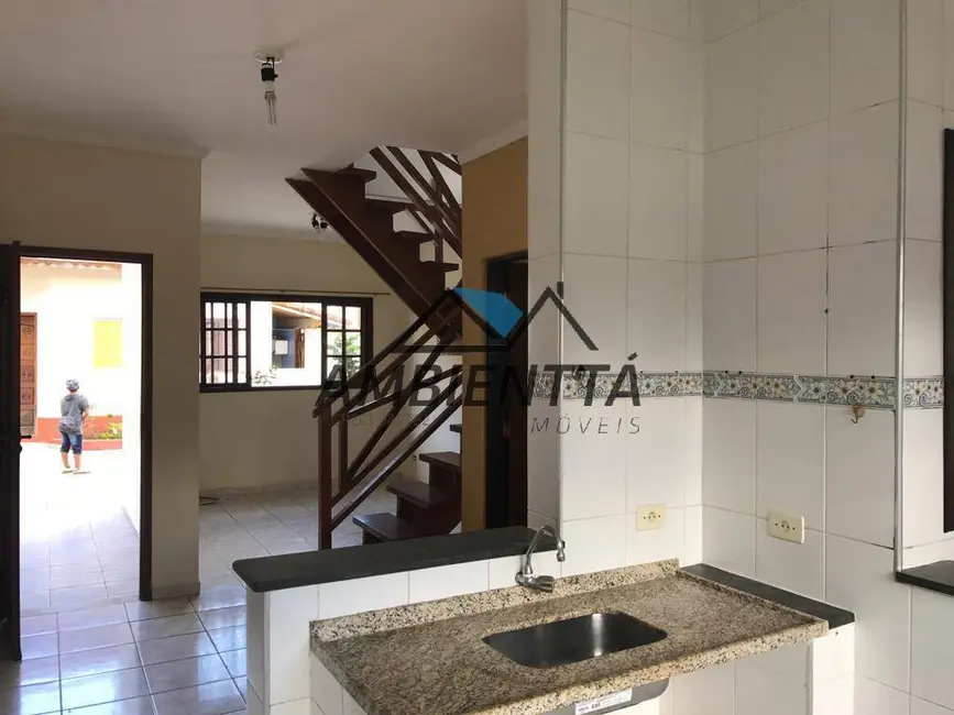 Foto 4 de Casa para alugar em Loteamento Balneário Camburi, Caraguatatuba - SP
