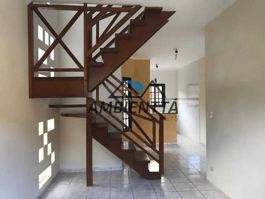 Foto 3 de Casa para alugar em Loteamento Balneário Camburi, Caraguatatuba - SP