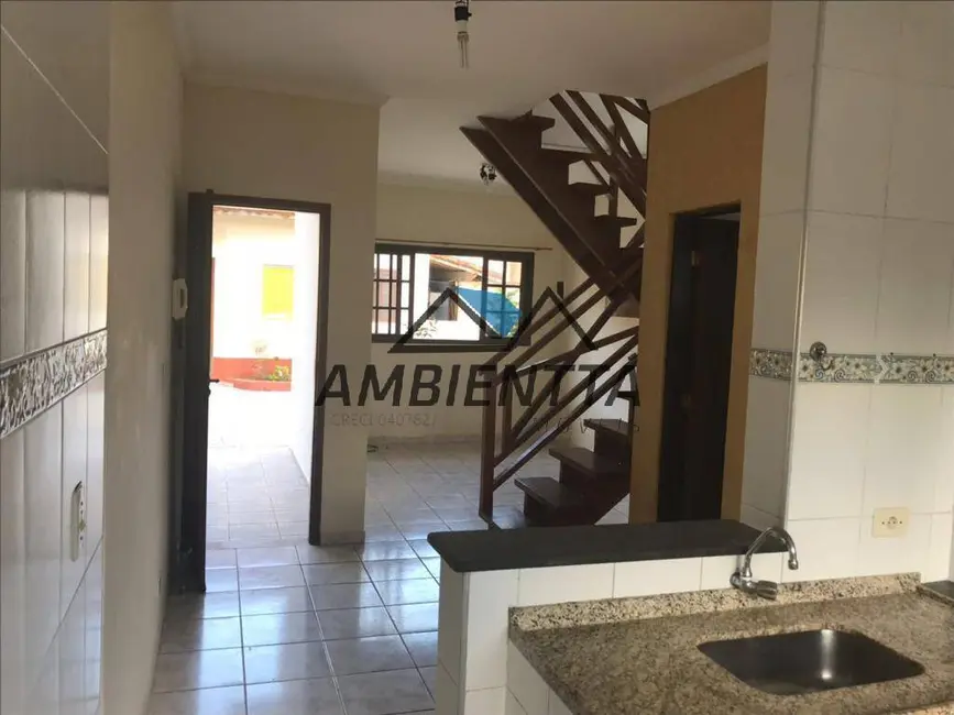 Foto 8 de Casa para alugar em Loteamento Balneário Camburi, Caraguatatuba - SP