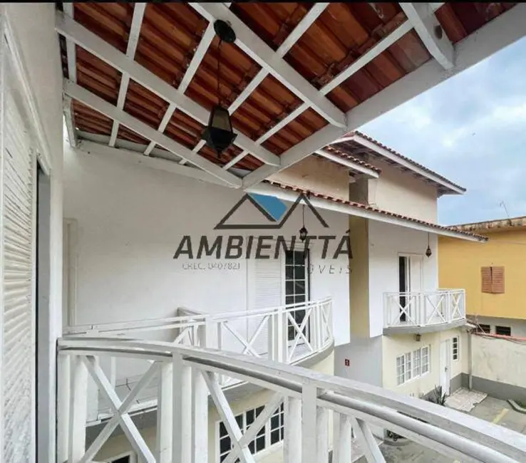 Foto 14 de Casa para alugar em Loteamento Balneário Camburi, Caraguatatuba - SP