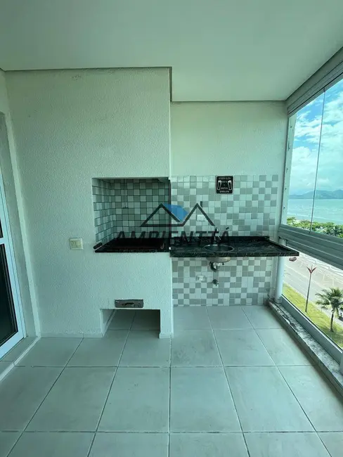 Foto 2 de Apartamento com 3 quartos para alugar, 110m2 em Caraguatatuba - SP