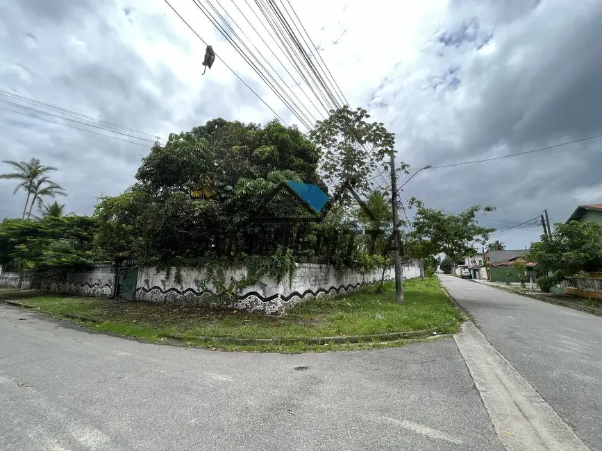 Foto 38 de Casa à venda em Jardim Brasil, Caraguatatuba - SP