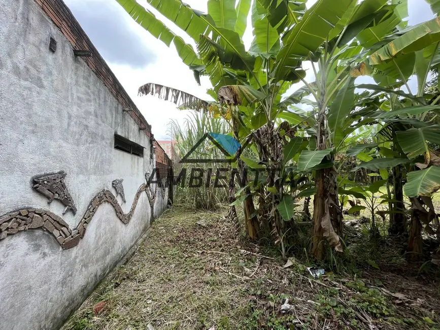 Foto 31 de Casa à venda em Jardim Brasil, Caraguatatuba - SP