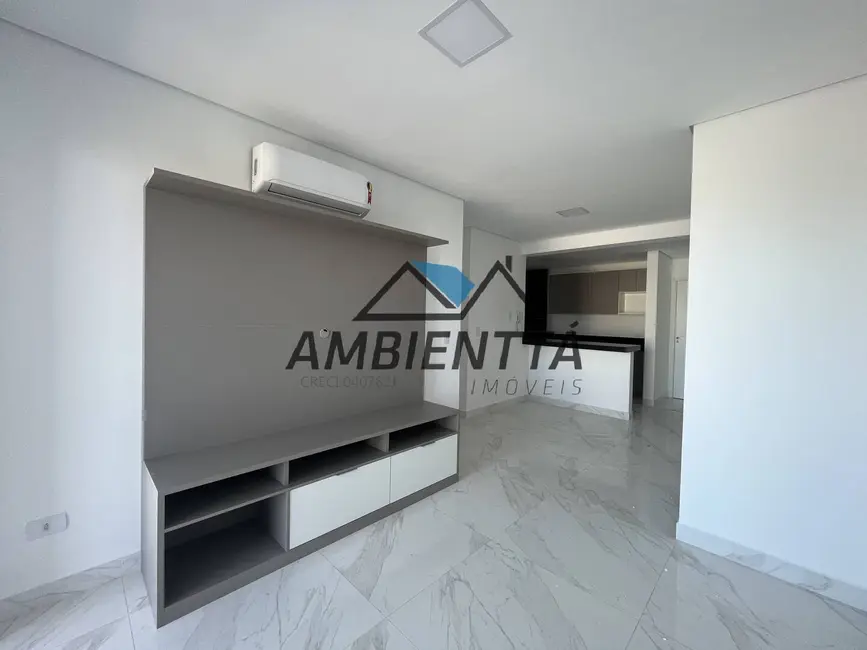 Foto 4 de Apartamento com 2 quartos para alugar, 75m2 em Indaiá, Caraguatatuba - SP