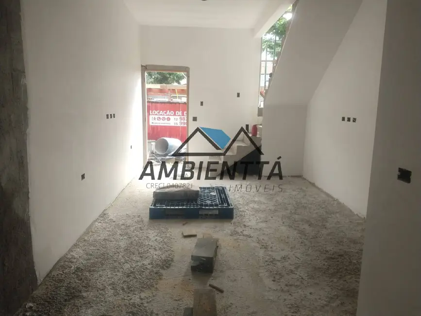 Foto 3 de Casa com 2 quartos à venda, 89m2 em Balneário Recanto do Sol, Caraguatatuba - SP