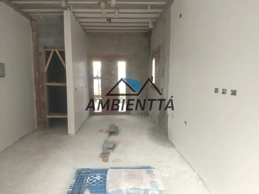 Foto 2 de Casa com 2 quartos à venda, 89m2 em Balneário Recanto do Sol, Caraguatatuba - SP