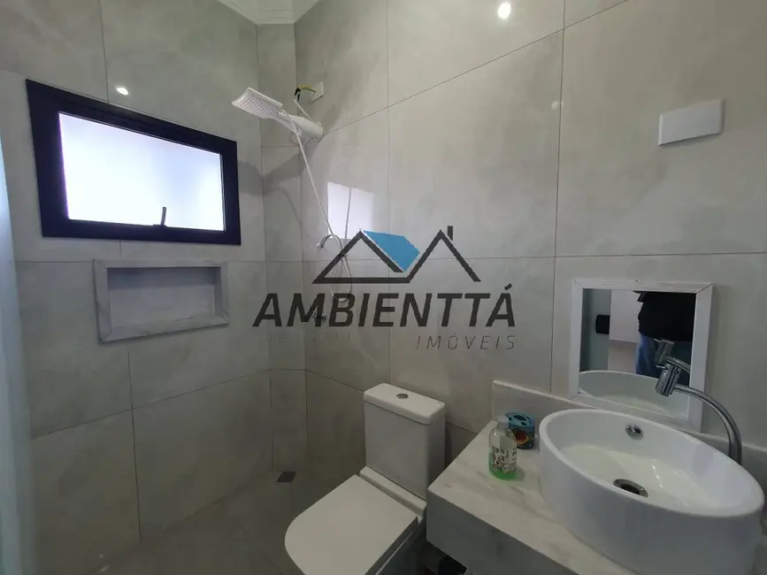 Casa com 3 quartos à venda, 276m2 em Jardim Mariella, Caraguatatuba - SP - imagem 8 Foto 8 de Casa com 3 quartos à venda, 276m2 em Jardim Mariella, Caraguatatuba - SP