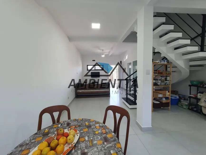 Casa com 3 quartos à venda, 276m2 em Jardim Mariella, Caraguatatuba - SP - imagem 5 Foto 5 de Casa com 3 quartos à venda, 276m2 em Jardim Mariella, Caraguatatuba - SP