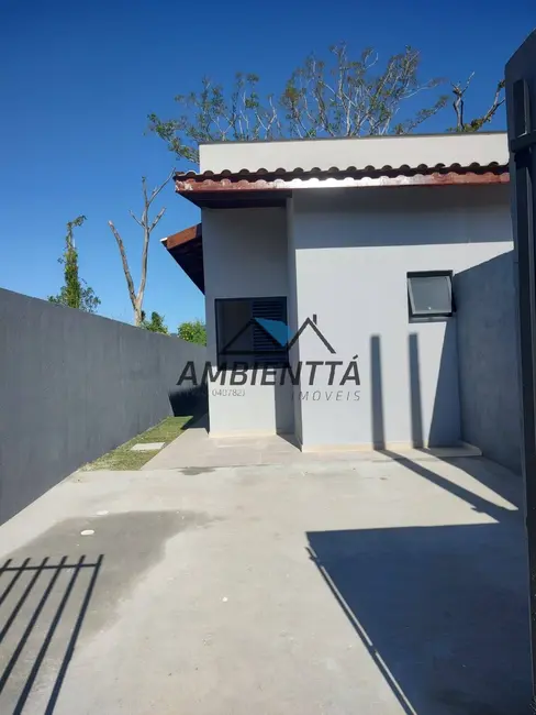 Foto 2 de Casa com 2 quartos à venda, 55m2 em Balneário dos Golfinhos, Caraguatatuba - SP