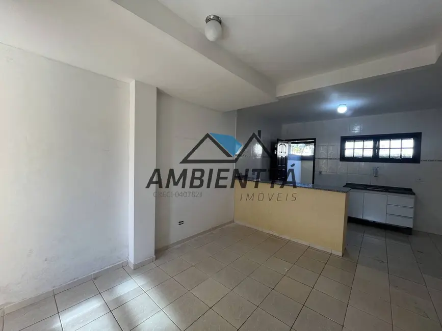 Foto 5 de Casa com 2 quartos para alugar, 70m2 em Indaiá, Caraguatatuba - SP