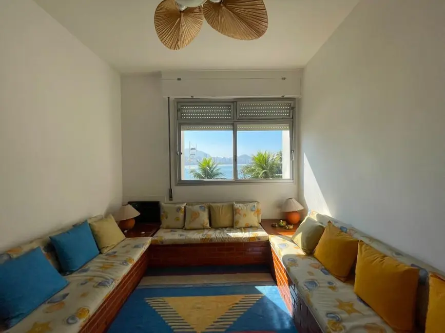 Foto 9 de Apartamento com 2 quartos à venda, 125m2 em Vila Luis Antônio, Guaruja - SP