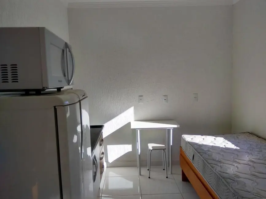 Foto 2 de Kitnet com 1 quarto para alugar, 22m2 em Vila São Luís(Zona Oeste), São Paulo - SP