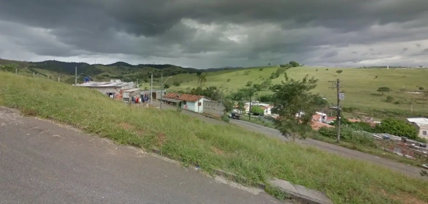 Foto 1 de Terreno / Lote à venda, 380m2 em Jardim Marlene Miranda, Taubate - SP