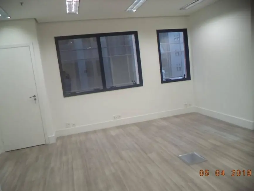 Foto 1 de Loft / Flat à venda e para alugar, 37m2 em Vila Olímpia, São Paulo - SP