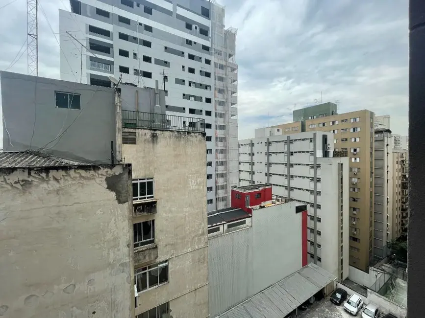 Foto 2 de Kitnet com 1 quarto para alugar, 18m2 em Jardim Paulista, São Paulo - SP