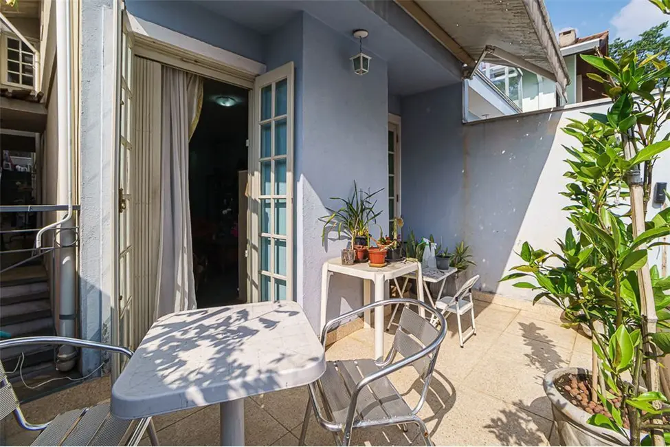 Foto 1 de Casa de Condomínio com 3 quartos à venda, 197m2 em Jardim Monte Kemel, São Paulo - SP