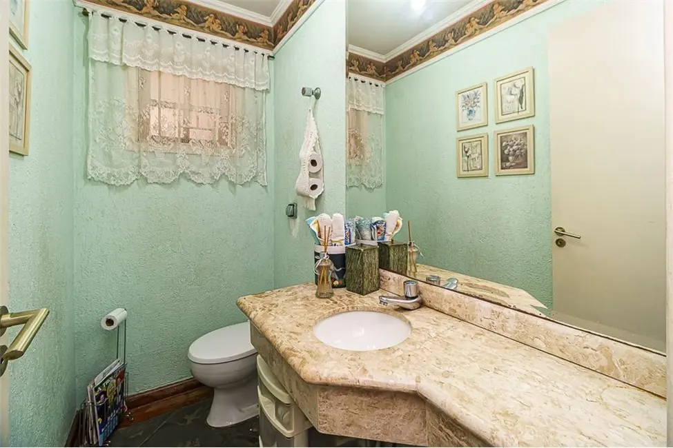 Foto 9 de Casa de Condomínio com 3 quartos à venda, 197m2 em Jardim Monte Kemel, São Paulo - SP