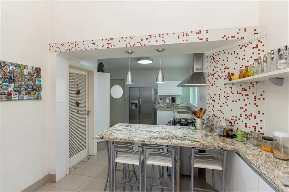 Foto 4 de Casa de Condomínio com 4 quartos à venda, 307m2 em Jardim Prudência, São Paulo - SP