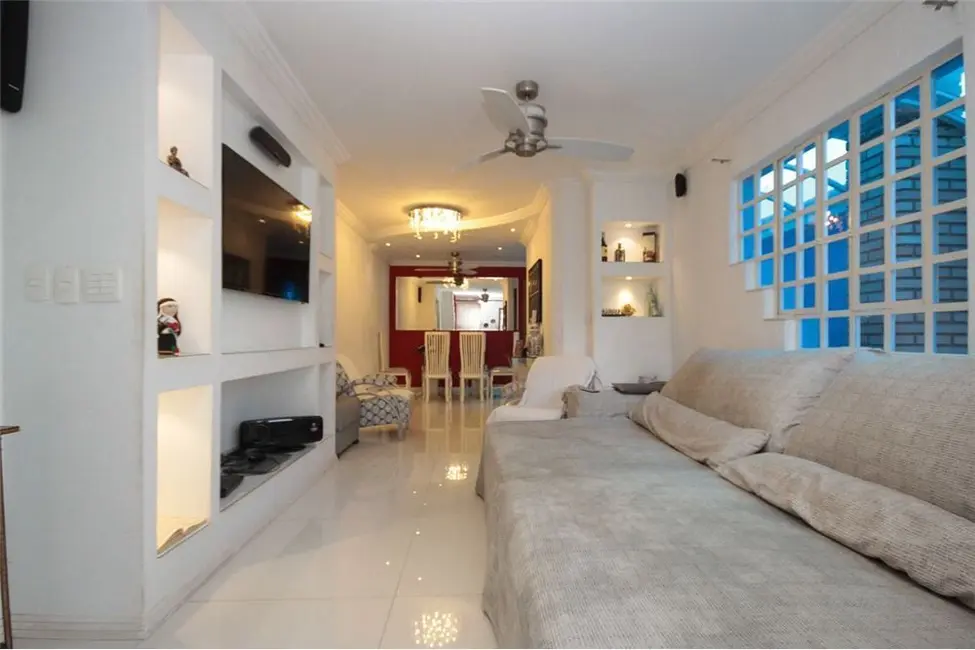 Foto 1 de Casa de Condomínio com 3 quartos à venda, 179m2 em Vila Brasílio Machado, São Paulo - SP