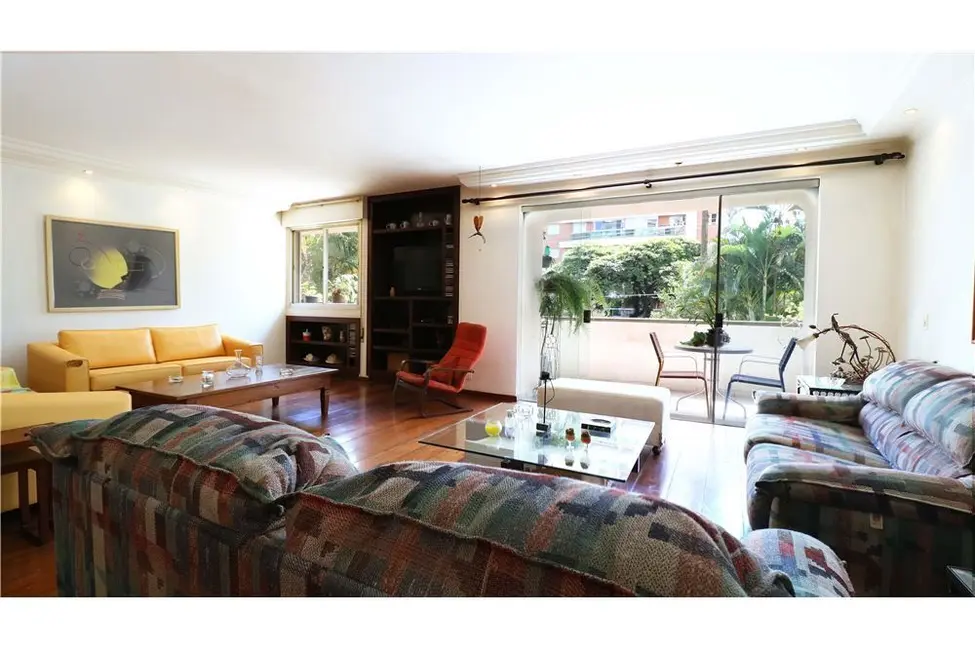 Apartamento com 2 quartos à venda, 206m2 em Brooklin Novo, São Paulo - SP - imagem 8 Foto 8 de Apartamento com 2 quartos à venda, 206m2 em Brooklin Novo, São Paulo - SP