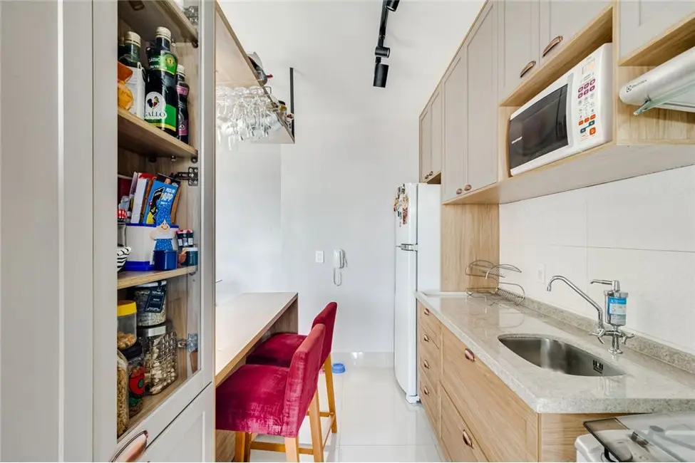 Apartamento com 3 quartos à venda, 80m2 em Jardim Marajoara, São Paulo - SP - imagem 8 Foto 8 de Apartamento com 3 quartos à venda, 80m2 em Jardim Marajoara, São Paulo - SP
