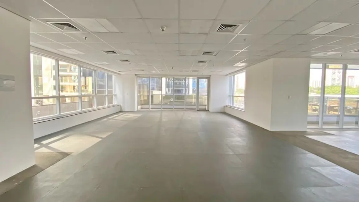 Sala Comercial à venda e para alugar, 380m2 em Jardim das Acácias, São Paulo - SP - imagem 8 Foto 8 de Sala Comercial à venda e para alugar, 380m2 em Jardim das Acácias, São Paulo - SP