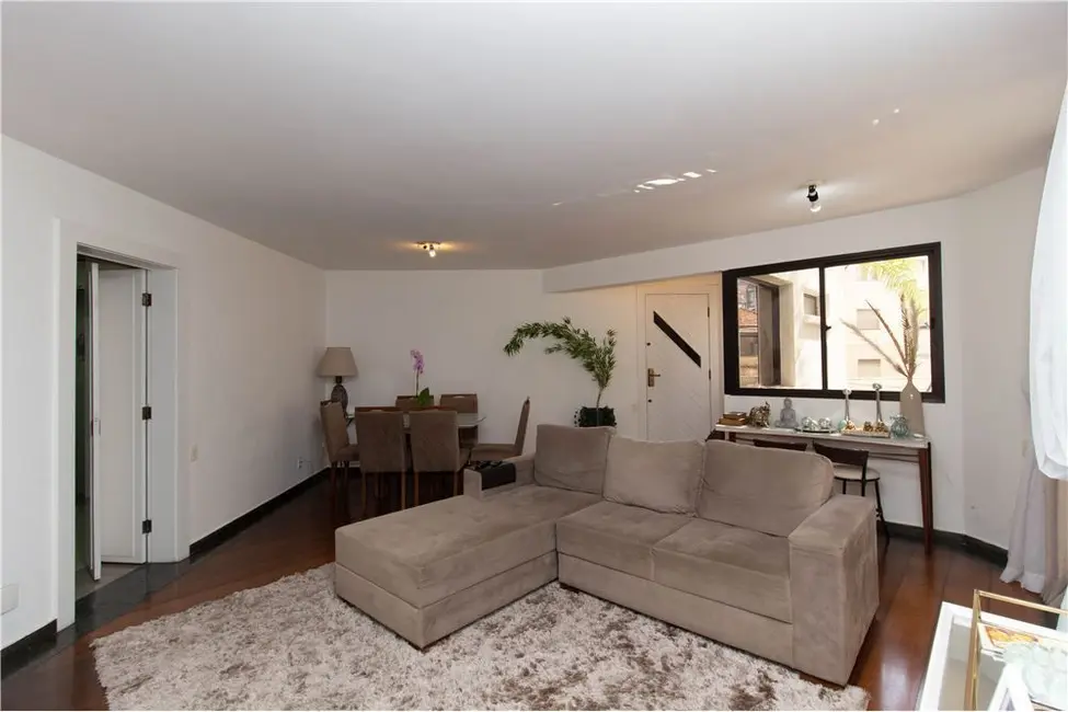 Foto 5 de Apartamento com 3 quartos à venda, 143m2 em Moema, São Paulo - SP