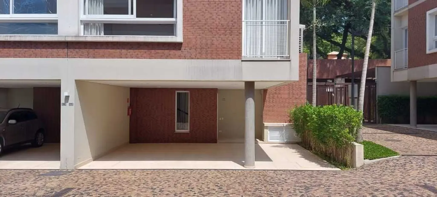 Foto 1 de Casa de Condomínio com 4 quartos à venda, 300m2 em Morumbi, São Paulo - SP