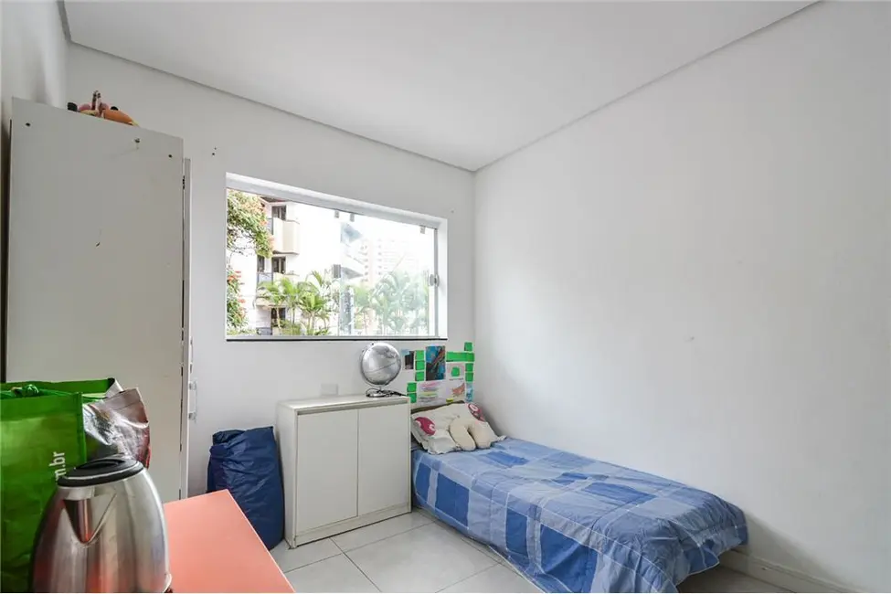 Foto 9 de Casa de Condomínio com 6 quartos à venda, 200m2 em Campo Belo, São Paulo - SP